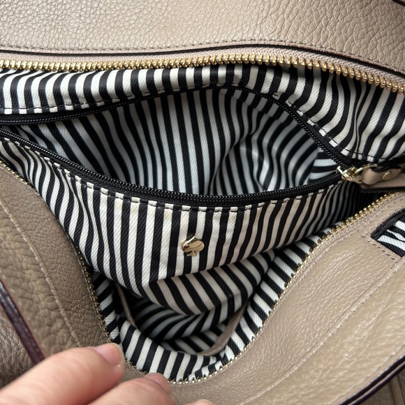 EUC Kate Spade Taupe, Tan, Brown Pebbled Leather Hobo Crossbody - Picture 9 of 11